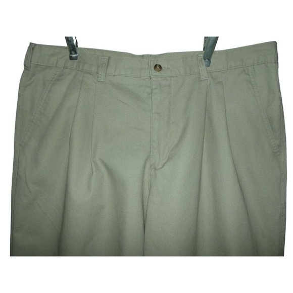 George Mens 38 X 33 Tan Barley Beige Khaki Pleated ClassicPants cotton/polyester - Picture 2 of 7